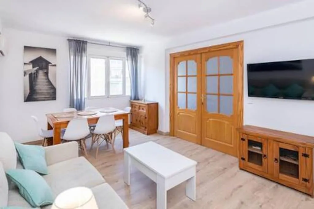 Sa7A-Walking Distance To The Beach And Old Town. Malaga Spain